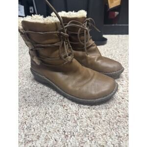 UGG Caspia Tan Leather Lace Up Ankle Sheepskin Warm Boots Womens Sz 7